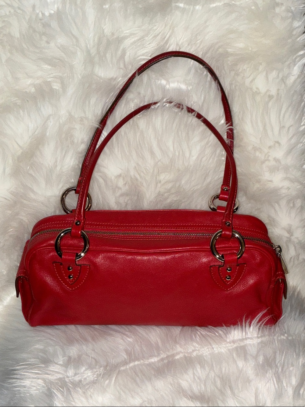 Marc Jacobs Red Leather Shoulder Handbag with Interior Zip Pocket
